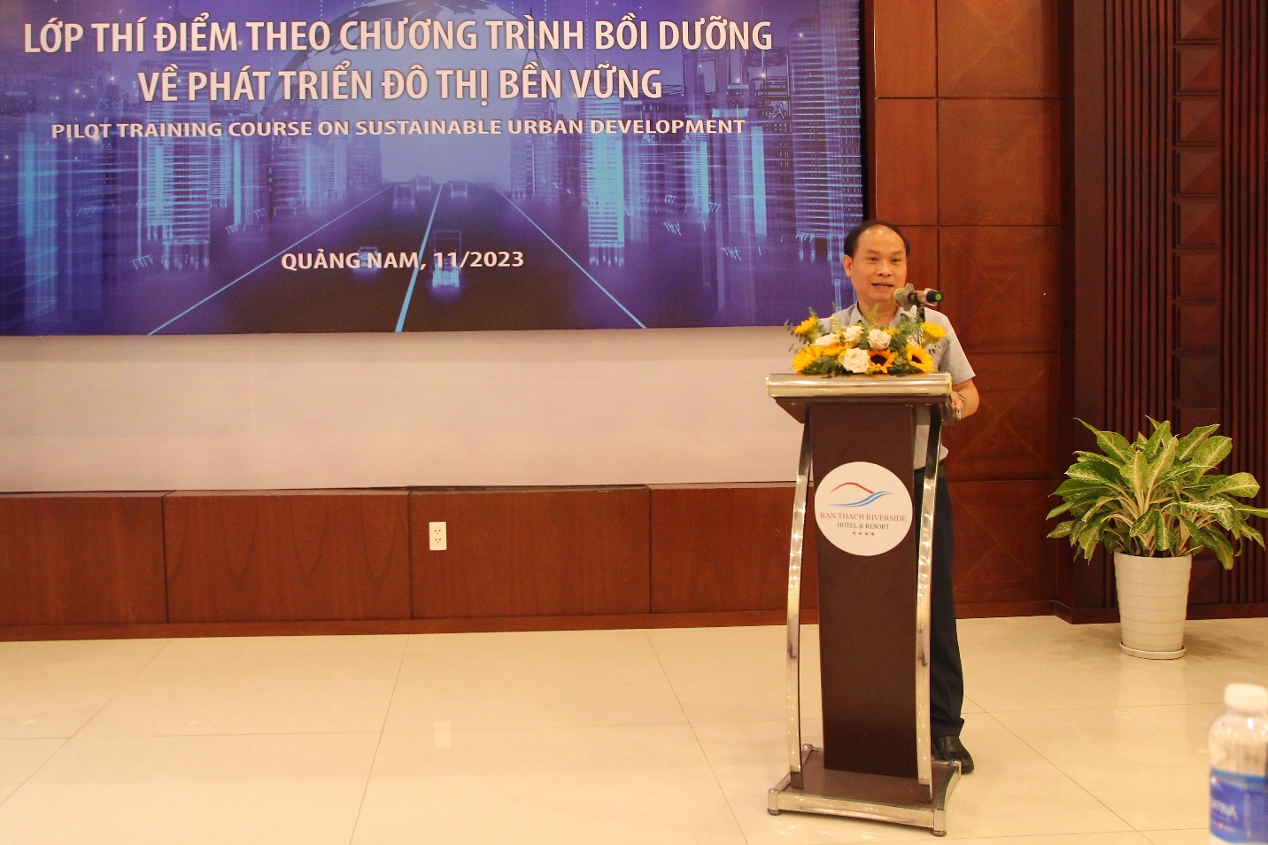 Đào tạo bồi dưỡng về Phát triển đô thị bền vững tại Quảng Nam