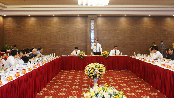 Hội thảo Quy hoạch xây dựng đô thị ven biển, ven sông tỉnh Quảng Nam theo hướng sinh thái bền vững